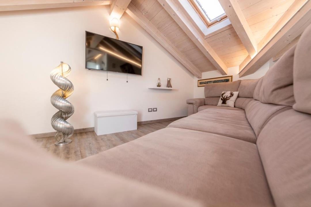 Sweet Dolomites Sauna & Jacuzzi * Agordo